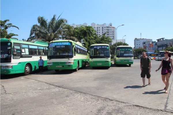 Ho-Chi-Minh-Stadt wird ab dem 1. Juli 17 hochwertige Buslinien ins Leben rufen