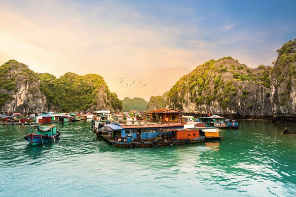 Tag 10: Hanoi - Halong Bucht