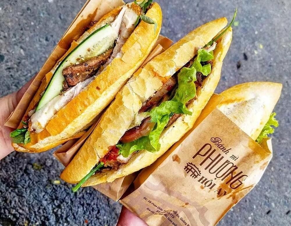 Bánh Mì Hội An mit knusprigem Baguette und frischen Kräutern