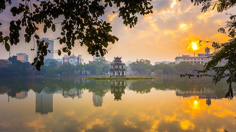 Hoan Kiem See - Hanoi