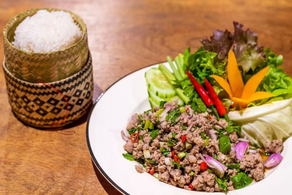 larb laos