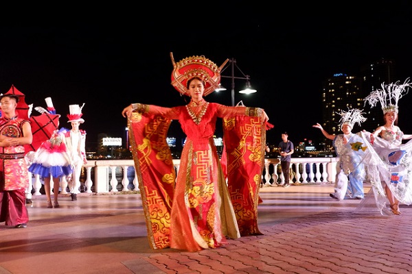 Da Nang Straßen Karneval 2018-4