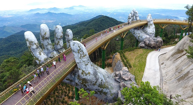 Goldene Brücke - Vietnam Sehenswürdigkeiten