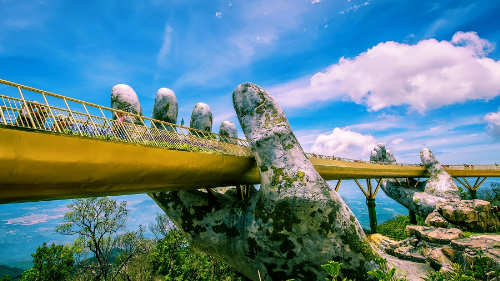 Goldene Brücke in Da Nang -6