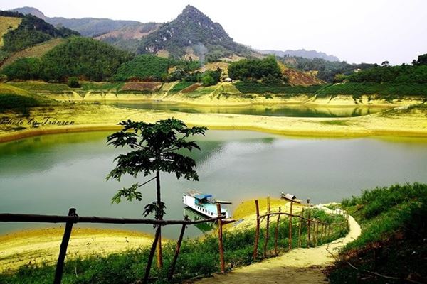 Thung Nai - Hoa Binh Reiseführer - Vietnam Aktivreisen